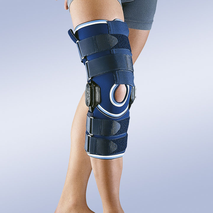 Ortocom San Cristobal - Rodillera ortopédica de Neopreno 🦵 Recomendada  para tratamiento post operatorios o patologías de rodilla que requiera  disminuir carga en la rótula. Con su diseño ajustable se acopla a